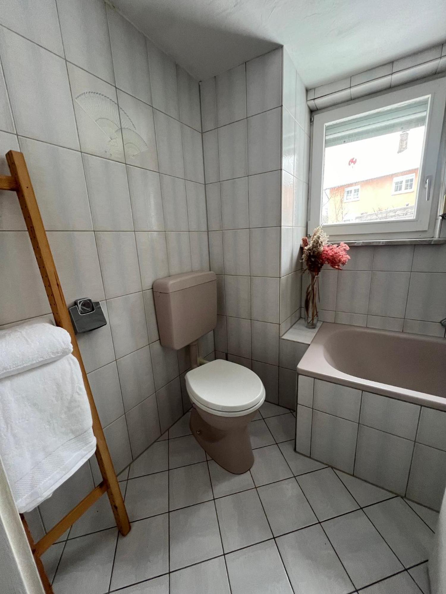 Haus Zum Guten Hirten Steinsfeld Exterior foto